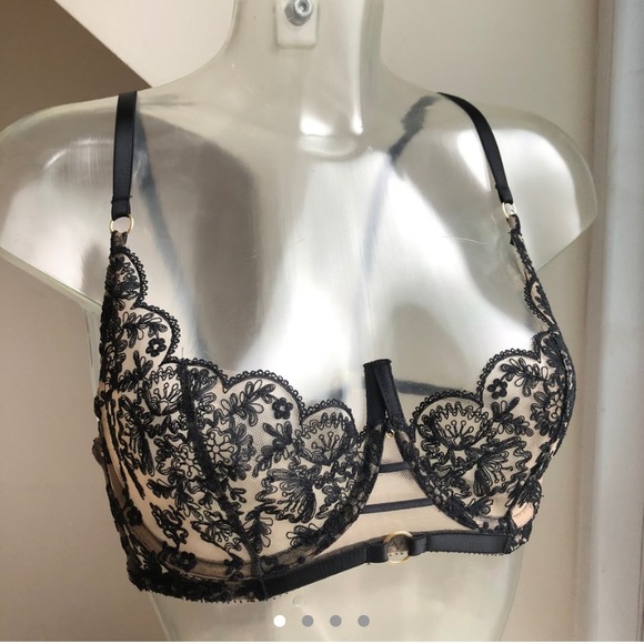 SOLD!! Edge O’ Beyond Set 🖤 - Picture 5 of 5